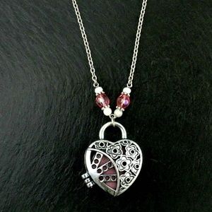 PINK LOCKET DIFFUSER NECKLACE